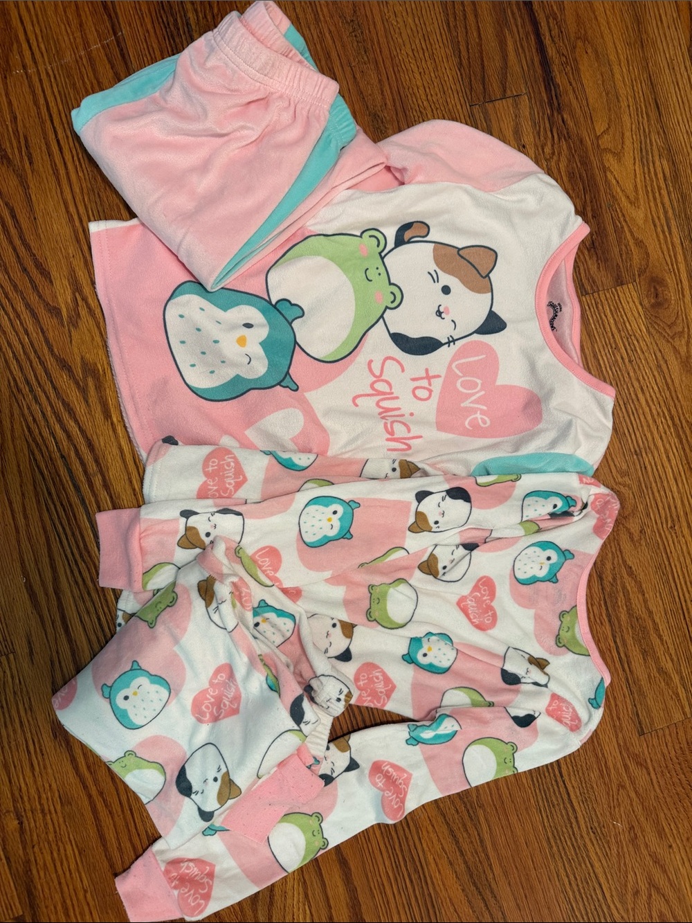 Squishmallows Kids Pink and Teal Animal Graphic Pajama Set